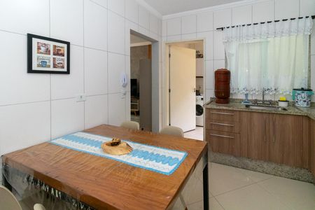 Casa de condomínio à venda com 200m², 3 quartos e 2 vagasCozinha