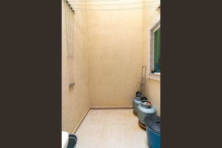 Casa de condomínio à venda com 200m², 3 quartos e 2 vagasÁrea de Serviço