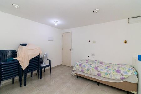 Casa de condomínio à venda com 200m², 3 quartos e 2 vagasDepósito