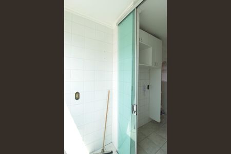 Apartamento à venda com 65m², 2 quartos e 2 vagasCozinha e Área de Serviço