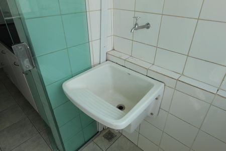 Apartamento à venda com 65m², 2 quartos e 2 vagasCozinha e Área de Serviço