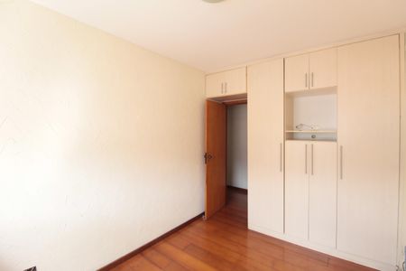 Apartamento à venda com 65m², 2 quartos e 2 vagasQuarto