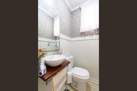 Apartamento à venda com 144m², 3 quartos e 3 vagas Apartamento à venda com 144m², 3 quartos e 3 vagasLavabo