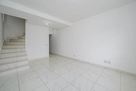 Sala de casa para alugar com 2 quartos, 90m² em Americanópolis, São Paulo