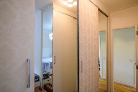 Apartamento à venda com 128m², 3 quartos e 2 vagasCloset da suíte