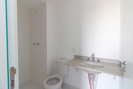 Apartamento à venda com 73m², 2 quartos e 1 vaga Apartamento à venda com 73m², 2 quartos e 1 vagaBanheiro da Suíte