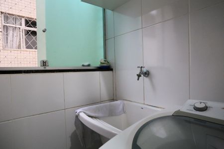 Apartamento à venda com 115m², 4 quartos e 3 vagas Apartamento à venda com 115m², 4 quartos e 3 vagasÁrea de Serviço