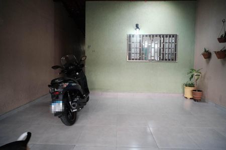 Casa à venda com 135m², 3 quartos e 2 vagasGaragem