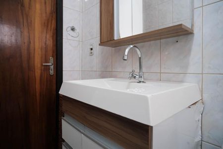 Casa à venda com 135m², 3 quartos e 2 vagasBanheiro 1