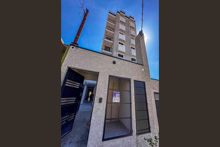 Apartamento à venda com 42m², 2 quartos e 1 vaga Apartamento à venda com 42m², 2 quartos e 1 vagaFachada