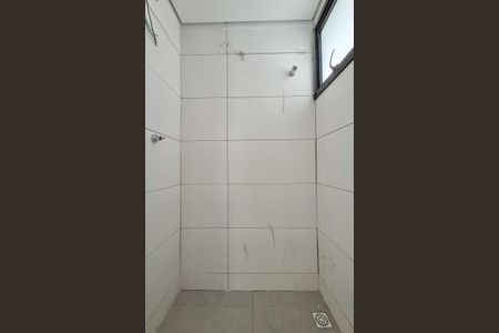 Apartamento à venda com 79m², 2 quartos e 1 vaga Apartamento à venda com 79m², 2 quartos e 1 vagaBanheiro