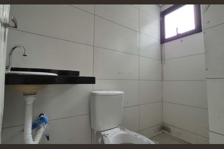 Apartamento à venda com 79m², 2 quartos e 1 vaga Apartamento à venda com 79m², 2 quartos e 1 vagaBanheiro da suíte