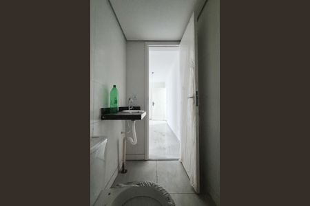 Apartamento à venda com 70m², 2 quartos e 1 vaga Apartamento à venda com 70m², 2 quartos e 1 vagaBanheiro