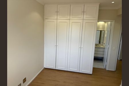 Apartamento à venda com 216m², 3 quartos e 3 vagas Apartamento à venda com 216m², 3 quartos e 3 vagasFoto 25