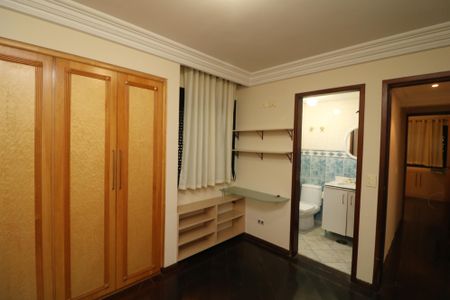 Apartamento para alugar com 154m², 3 quartos e 2 vagasSuíte 2