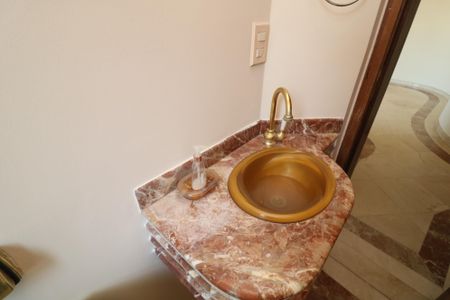 Apartamento para alugar com 154m², 3 quartos e 2 vagasLavabo