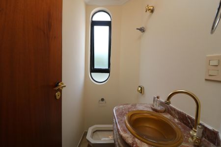 Apartamento para alugar com 154m², 3 quartos e 2 vagasLavabo