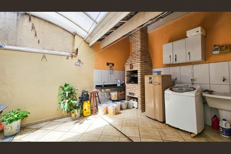 Casa à venda com 144m², 3 quartos e 4 vagas Casa à venda com 144m², 3 quartos e 4 vagasÁrea de Serviço