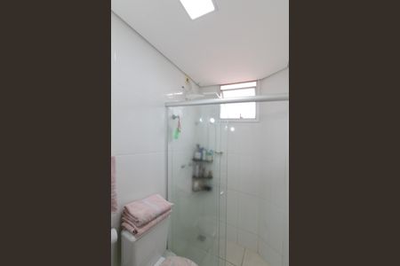 Apartamento à venda com 98m², 4 quartos e 2 vagas Apartamento à venda com 98m², 4 quartos e 2 vagasBanheiro Suite