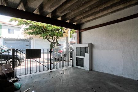 Casa para alugar com 320m², 2 quartos e 1 vaga Casa para alugar com 320m², 2 quartos e 1 vagaÁrea externa