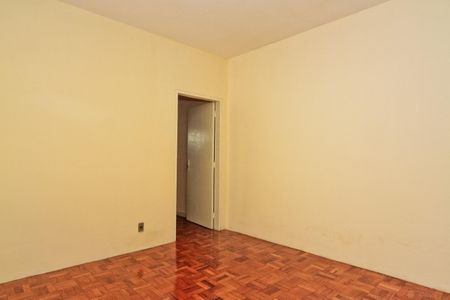 Casa para alugar com 320m², 2 quartos e 1 vaga Casa para alugar com 320m², 2 quartos e 1 vagaSala