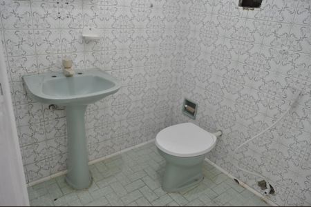 Casa à venda com 80m², 2 quartos e sem vagaBanheiro