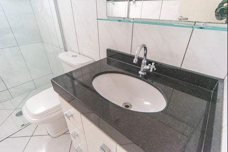 Casa à venda com 170m², 3 quartos e 3 vagas Casa à venda com 170m², 3 quartos e 3 vagasBanheiro Social