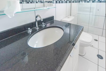 Casa à venda com 170m², 3 quartos e 3 vagas Casa à venda com 170m², 3 quartos e 3 vagasBanheiro do Quarto 3