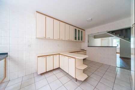 Casa à venda com 170m², 3 quartos e 3 vagas Casa à venda com 170m², 3 quartos e 3 vagasCozinha