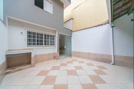 Casa à venda com 170m², 3 quartos e 3 vagas Casa à venda com 170m², 3 quartos e 3 vagasQuintal e Churrasqueira