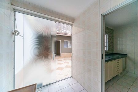 Casa à venda com 170m², 3 quartos e 3 vagas Casa à venda com 170m², 3 quartos e 3 vagasÁrea de Serviço