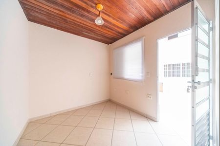 Casa à venda com 170m², 3 quartos e 3 vagas Casa à venda com 170m², 3 quartos e 3 vagasQuarto de Serviço
