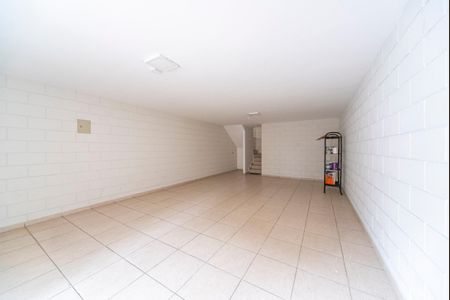 Casa à venda com 170m², 3 quartos e 3 vagas Casa à venda com 170m², 3 quartos e 3 vagasGaragem