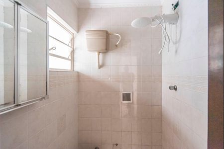 Casa à venda com 170m², 3 quartos e 3 vagas Casa à venda com 170m², 3 quartos e 3 vagasBanheiro de serviço