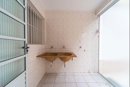 Casa à venda com 170m², 3 quartos e 3 vagas Casa à venda com 170m², 3 quartos e 3 vagasÁrea de Serviço