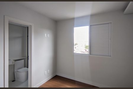 Apartamento à venda com 142m², 3 quartos e sem vaga Apartamento à venda com 142m², 3 quartos e sem vagaQuarto