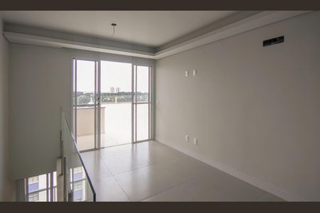 Apartamento à venda com 142m², 3 quartos e sem vaga Apartamento à venda com 142m², 3 quartos e sem vagaCobertura