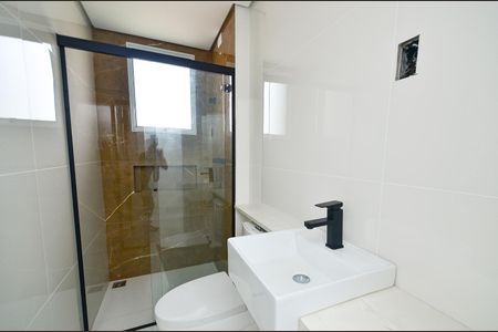 Apartamento à venda com 142m², 3 quartos e sem vaga Apartamento à venda com 142m², 3 quartos e sem vagaBanheiro social