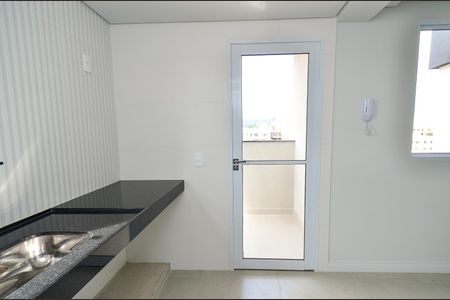 Apartamento à venda com 142m², 3 quartos e sem vaga Apartamento à venda com 142m², 3 quartos e sem vagaCozinha