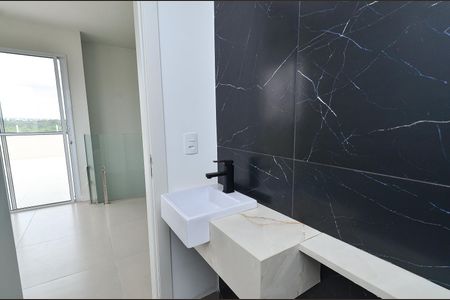 Apartamento à venda com 142m², 3 quartos e sem vaga Apartamento à venda com 142m², 3 quartos e sem vagaBanheiro cobertura