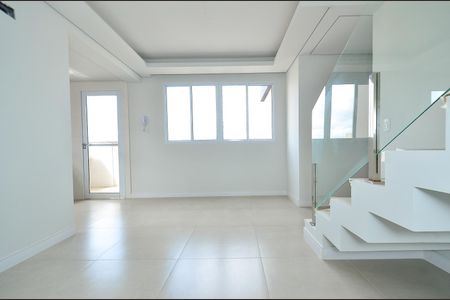 Apartamento à venda com 142m², 3 quartos e sem vaga Apartamento à venda com 142m², 3 quartos e sem vagaSala