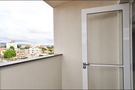 Apartamento à venda com 142m², 3 quartos e sem vaga Apartamento à venda com 142m², 3 quartos e sem vagaArea serviço