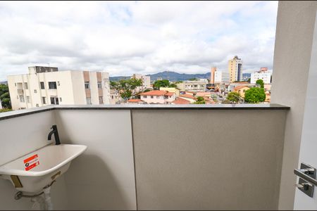 Apartamento à venda com 142m², 3 quartos e sem vaga Apartamento à venda com 142m², 3 quartos e sem vagaArea serviço