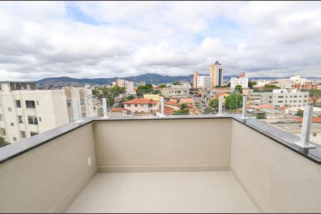 Apartamento à venda com 142m², 3 quartos e sem vaga Apartamento à venda com 142m², 3 quartos e sem vagaÁrea privativa/ cobertura