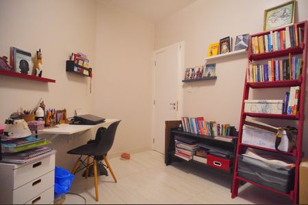 Casa de condomínio à venda com 100m², 3 quartos e 2 vagasQuarto 1