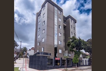 Apartamento à venda com 67m², 3 quartos e sem vaga Apartamento à venda com 67m², 3 quartos e sem vagaFachada