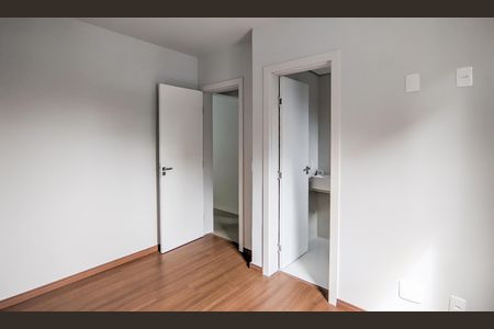 Apartamento à venda com 94m², 3 quartos e sem vaga Apartamento à venda com 94m², 3 quartos e sem vagaQuarto
