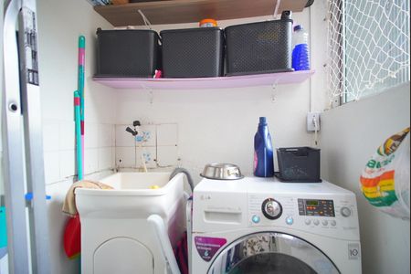 Apartamento à venda com 59m², 2 quartos e 2 vagasCozinha e Área de Serviço