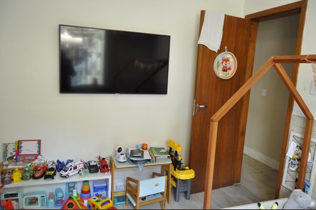 Casa de condomínio à venda com 120m², 3 quartos e 2 vagasQuarto 1