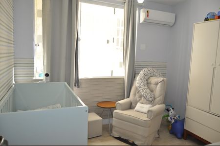 Casa de condomínio à venda com 120m², 3 quartos e 2 vagasQuarto 2